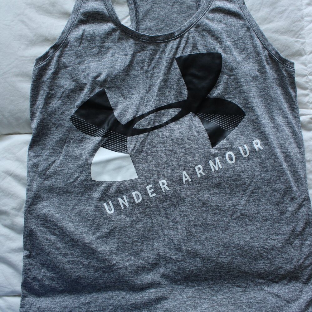 Women's Under Armour Loose Fit Tank Size M
